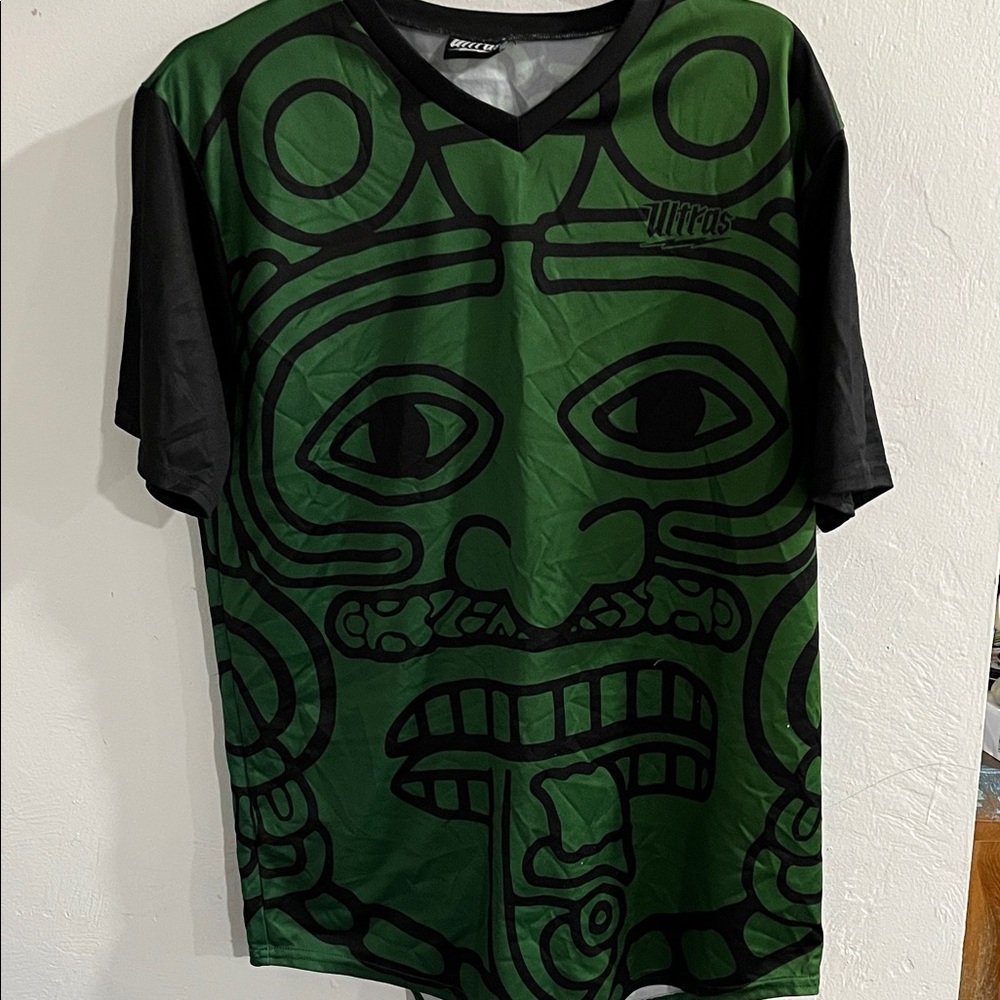 Green and Black Men's Graphic Jersey